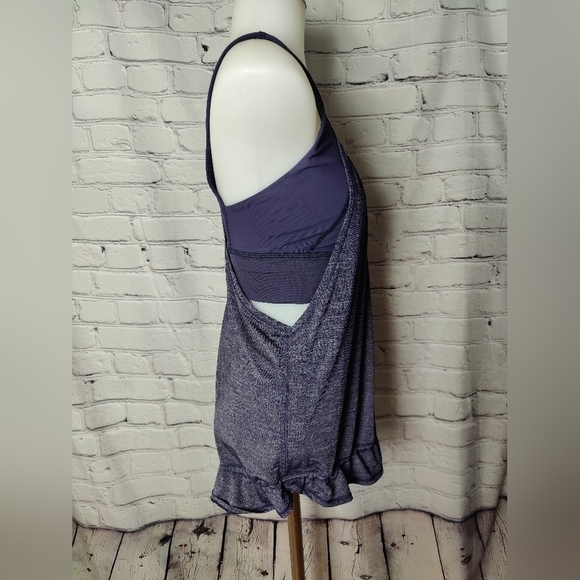Lululemon Rest Less Built In Bra Athletic Tank Drawstring Cinch Waist Size 6 - Picture 4 of 5